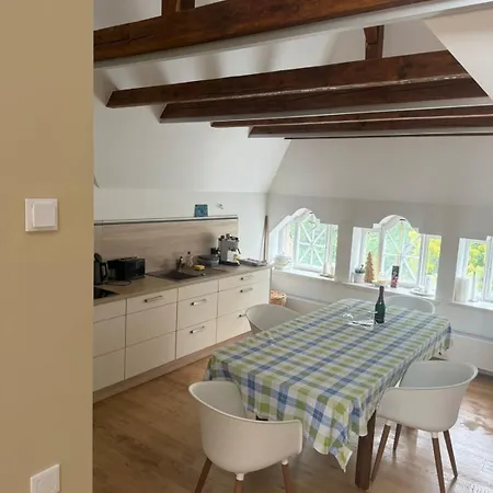 Apartament Saniertes Penthouse Im Park Am Goitzschesee *