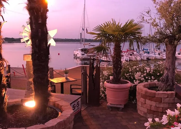 Saniertes Penthouse Im Park Am Goitzschesee * Bitterfeld-Wolfen